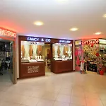 מלון דירות Club Aida 4*