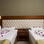 Club Aida מלון דירות מרמריס