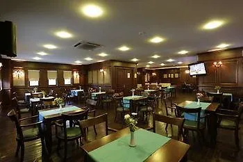 阿依达俱乐部酒店 4* 马尔马里斯