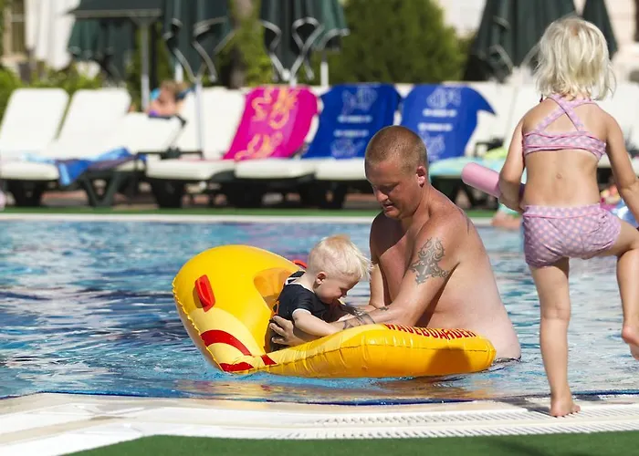 Apartmanhotel Club Aida 4*