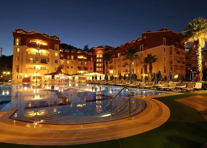 מלון דירות Club Aida 4*