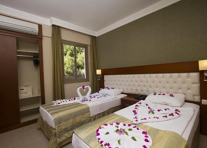 מלון דירות Club Aida 4*