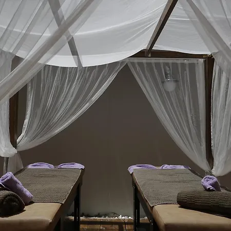 阿依达俱乐部酒店 4* 马尔马里斯