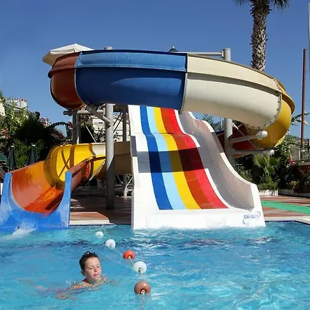 阿依达俱乐部酒店