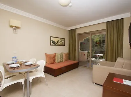 阿依达俱乐部酒店 4*